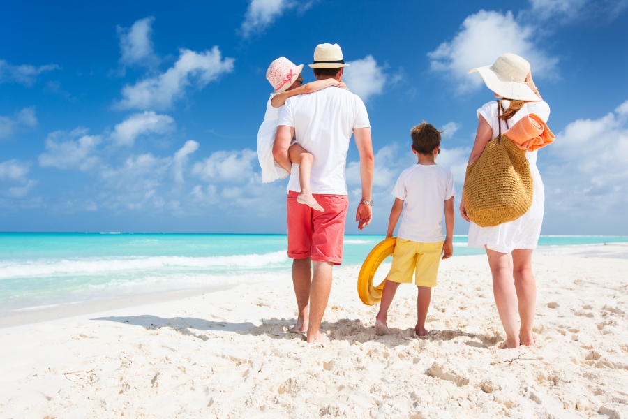 10 Reasons to Rent a Car for Family Holidays in Antigua